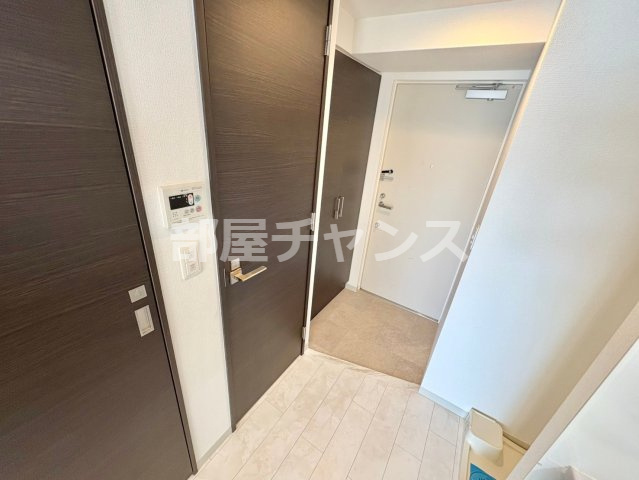 エステムコート名古屋新栄Ⅱアリーナの玄関