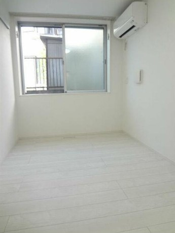 グランメゾン代田橋の居間・リビング