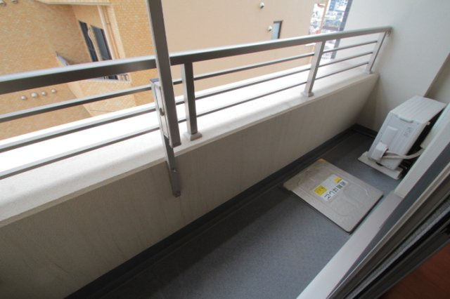 F・D VILLEのバルコニー