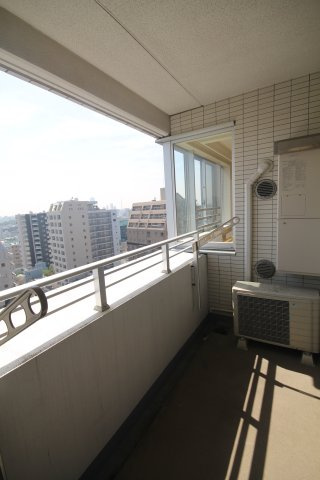 【バルコニー】