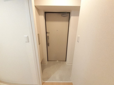 【玄関】 | Excellent・T