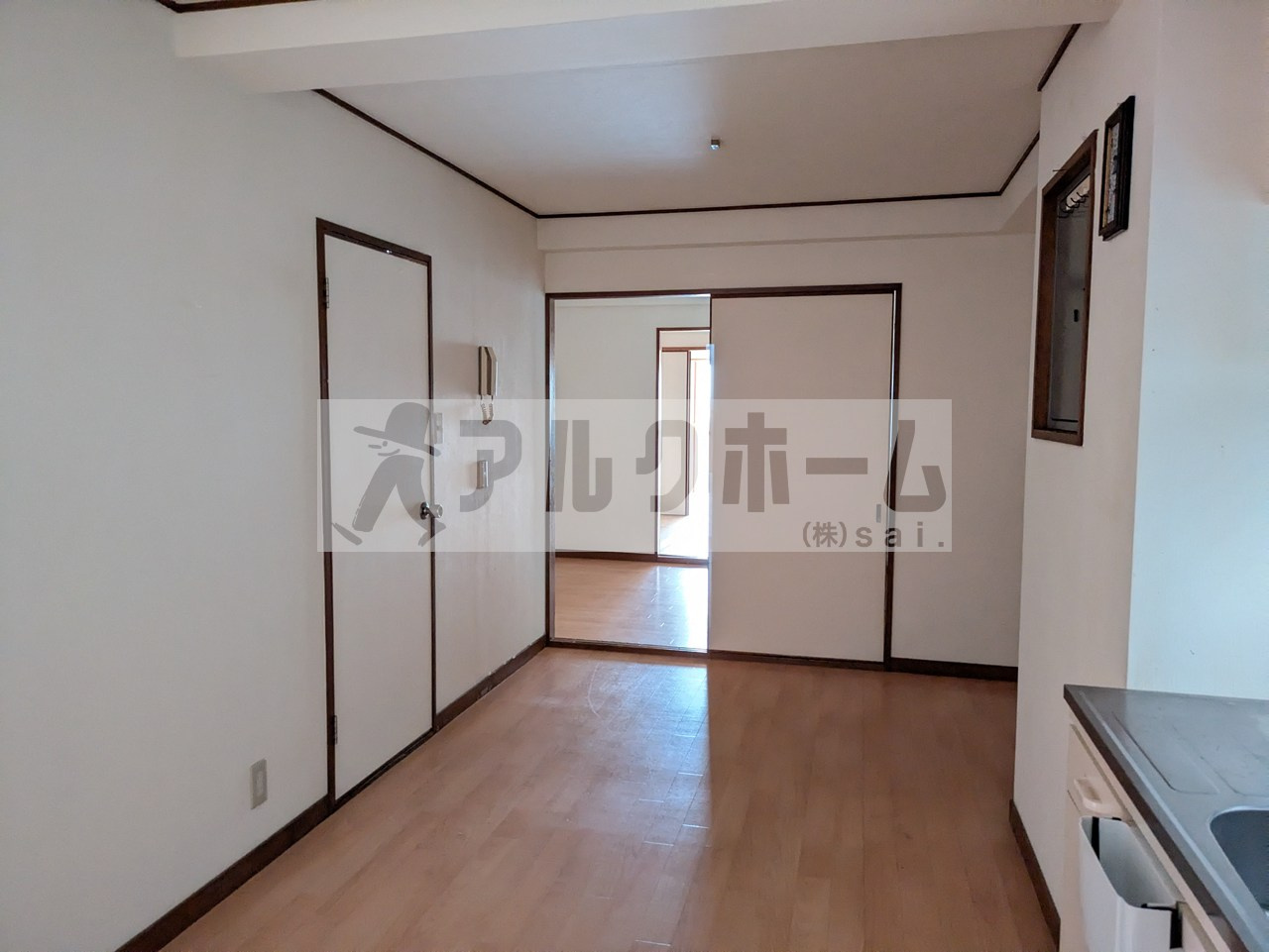 クレセントハイツ西川の居間・リビング|クレセントハイツ西川