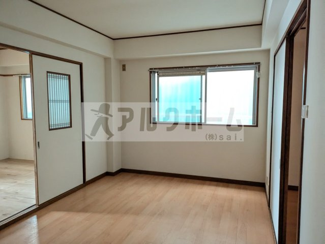 クレセントハイツ西川の居間・リビング|クレセントハイツ西川