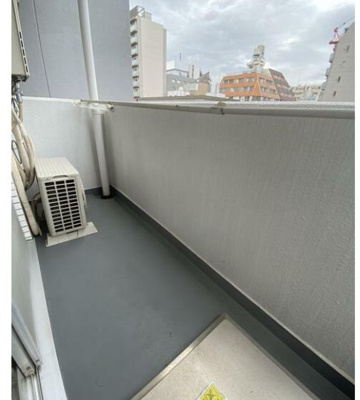 【バルコニー】 | アーバンタニ | 外からの目が気にならないバルコニーで洗濯物が干せます