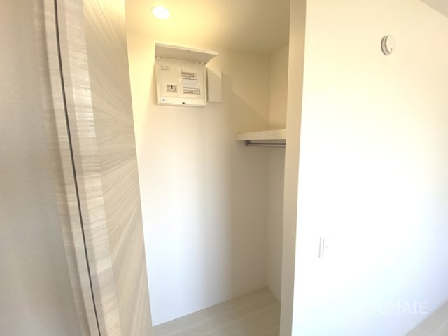 Bleu　Lapinの収納|洋室クローゼット右側☆