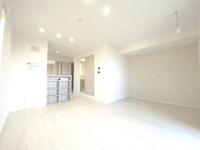 Bleu　Lapinの居間・リビング|2面採光・13.7帖明るいリビング☆彡