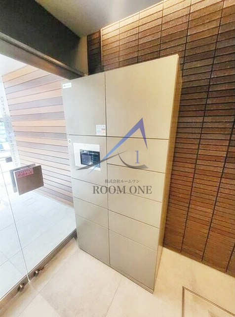 グランディール麻布十番のその他共用部分|宅配ボックスです。