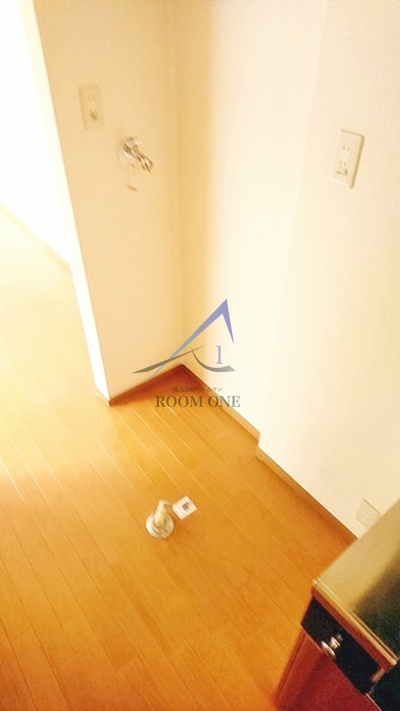 ドゥポンスの設備|洗濯機置き場です。