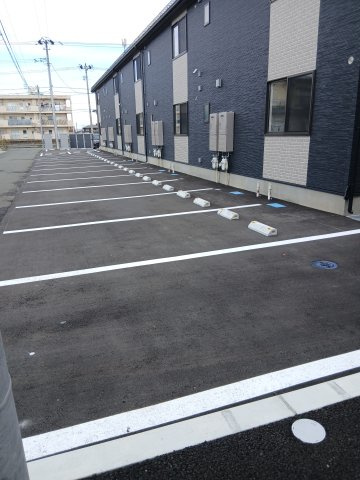 Lien(リアン)Aの駐車場