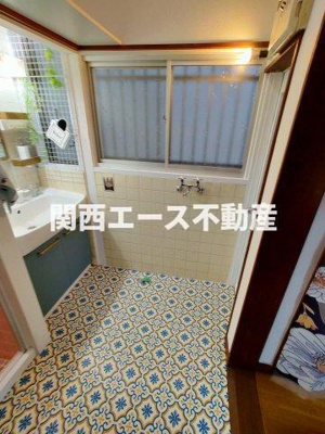  | 中野１丁目貸家