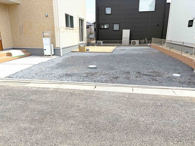 第2土浦市並木　新築戸建て　2号棟の駐車場|4台駐車できるカースペース！