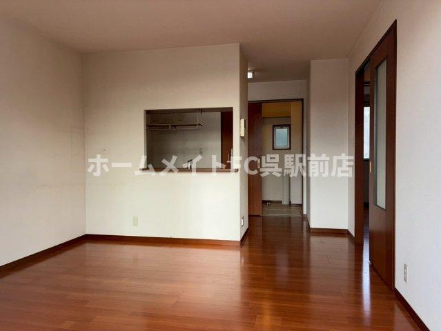 ヴィラ岩原の居間・リビング