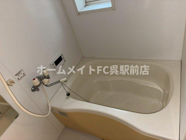 ヴィラ岩原の浴室