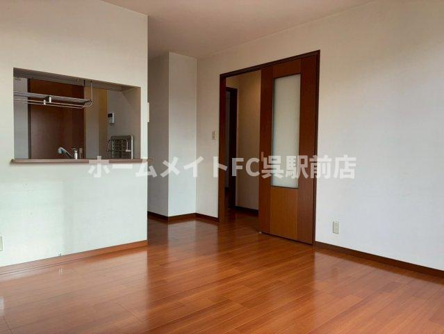 ヴィラ岩原の居間・リビング