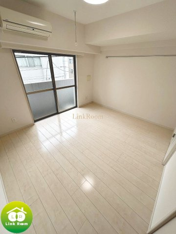 プレール・ドゥーク住吉Ⅱの居間・リビング