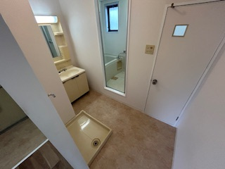 【洗面所】 | ロイヤルハイツ