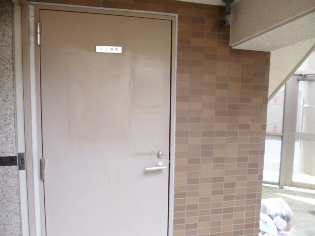 北区田端新町３丁目の賃貸マンションのその他共用部分|ゴミ置き場も敷地内に！