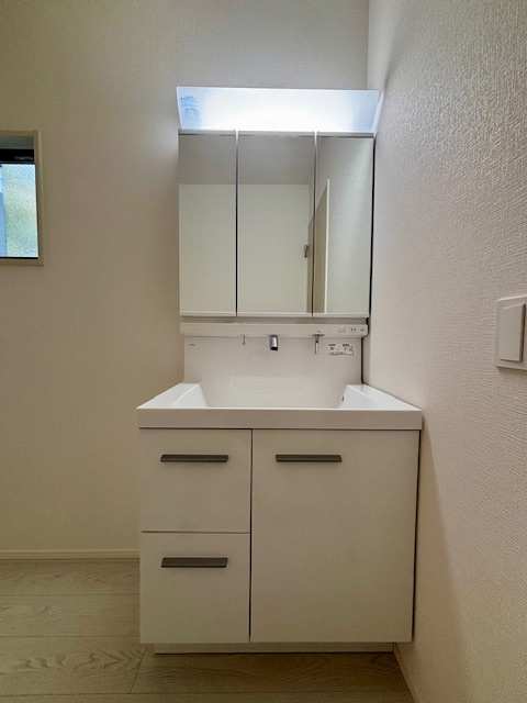 久留米市上津町4-1の独立洗面台