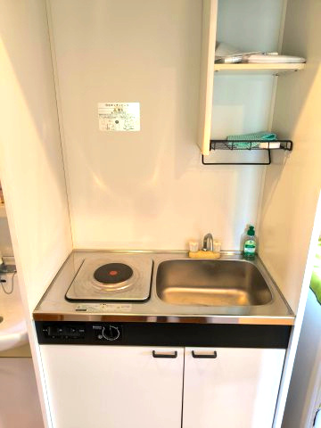 海まで7分！90坪超えの敷地　車複数台駐車可能のキッチン|ミニキッチン