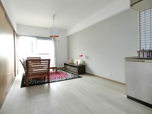 エサキ南ビルの居間・リビング|おしゃれな居間です