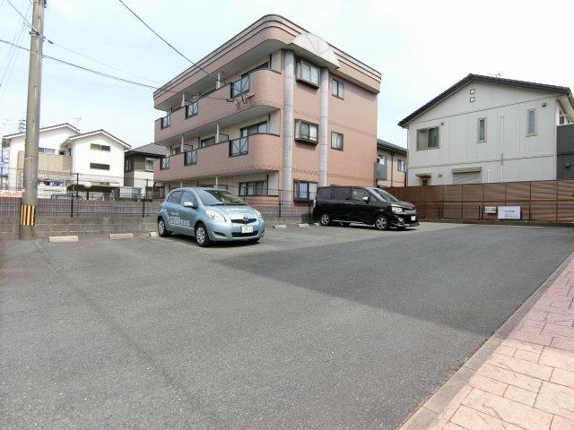 セジュール小森野の駐車場|駐車場があります