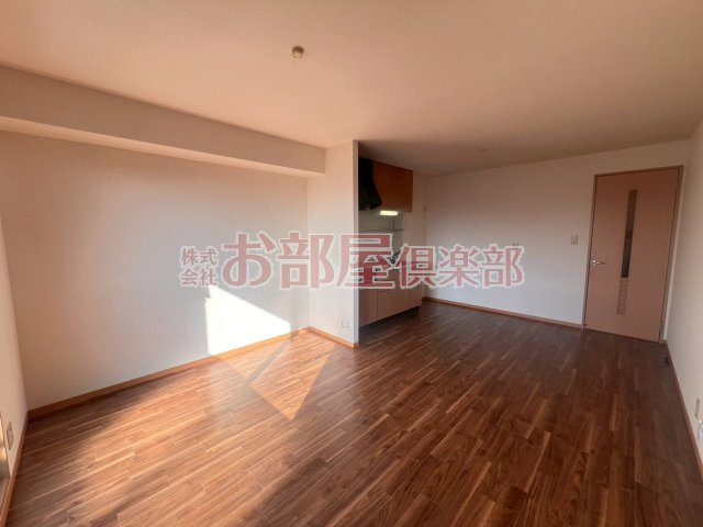 セジュール小森野の居間・リビング|使いやすいリビングです