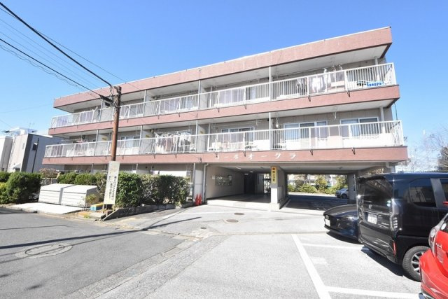 コーポオークラの外観