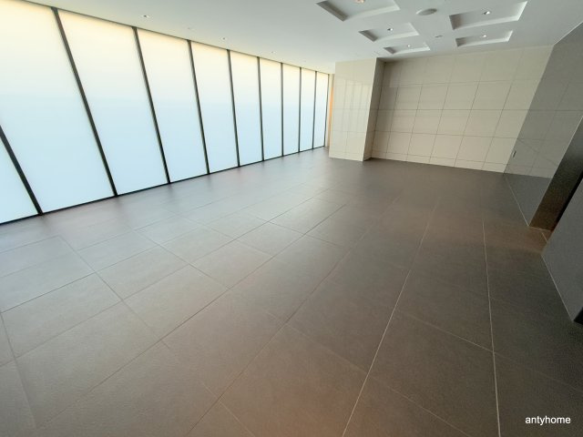 アドバンス難波西アクア　仲介手数料無料のロビー