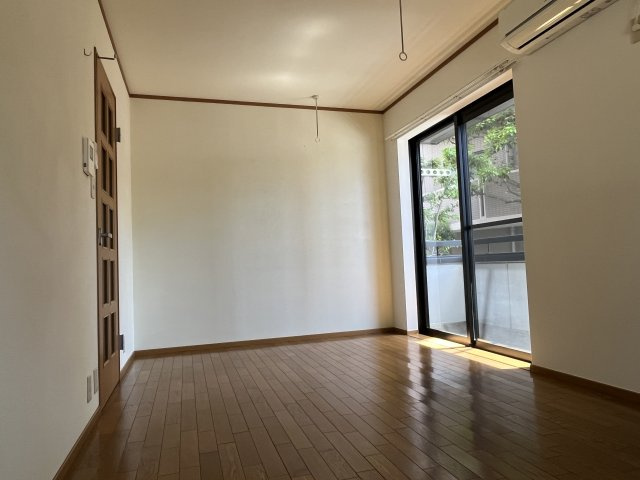 ヴィラ中落合の居間・リビング