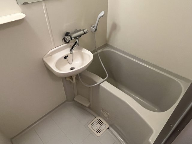 ヴィラ中落合の浴室