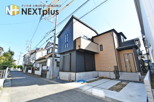 上尾市平塚11期全1棟の前面道路含む現地写真|当社はポータルサイト掲載物件、他社様掲載物件なども含めて複数物件をまとめてご案内可能です！気になる物件はいくつでもご気軽にお申し付けください。皆様のご連絡心よりお待ちしております。