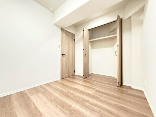 【収納】 | レガリアスパシエ目白 | 一日の疲れをいやしてくれる寝室。時を忘れて過ごす場所として過ごせるお部屋