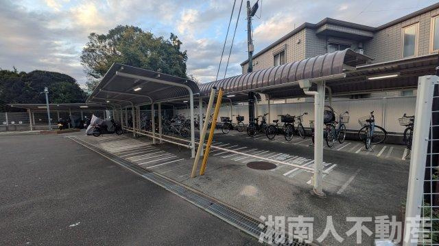 ステイツ湘南藤沢の駐輪場