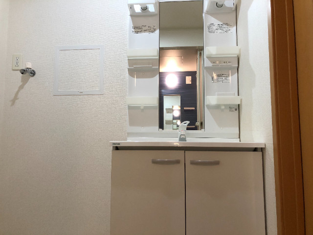 サンライズ（渡町）の洗面所