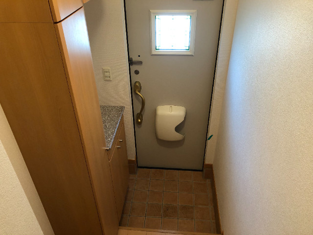 サンライズ（渡町）の玄関