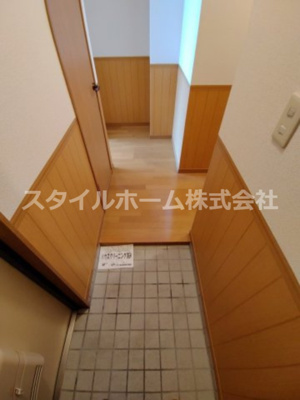 【玄関】 | シルクヴェールフジA | イメージ写真です。