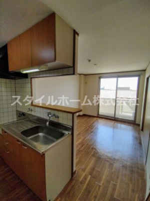 【居間・リビング】 | シルクヴェールフジA | イメージ写真です。