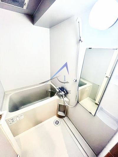 フェアリーコート日暮里の浴室|お風呂です。