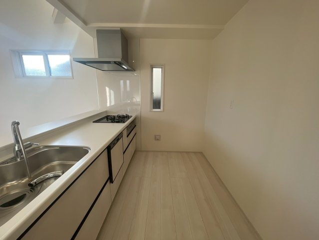 横浜市戸塚区汲沢6丁目　新築戸建【仲介手数料無料】カースペース2台