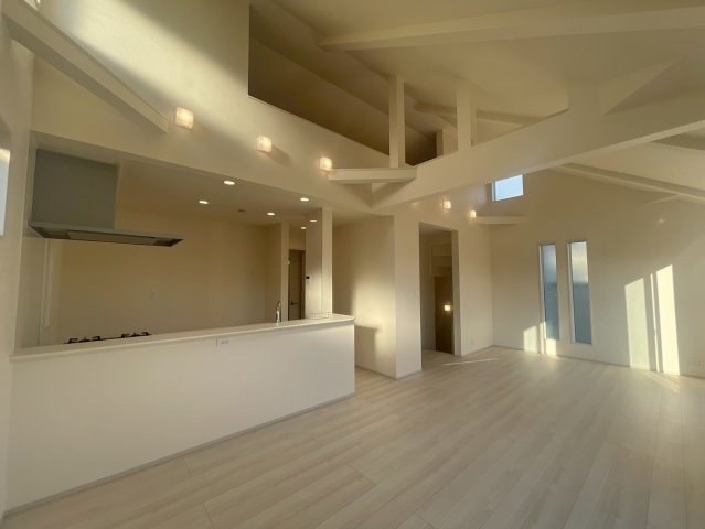 横浜市戸塚区汲沢6丁目　新築戸建【仲介手数料無料】カースペース2台