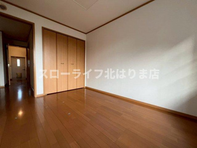【洋室】 | ヴィラ・ポポラーレⅠ