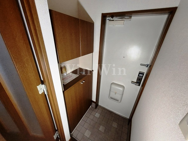 エクセレンスハイムの玄関