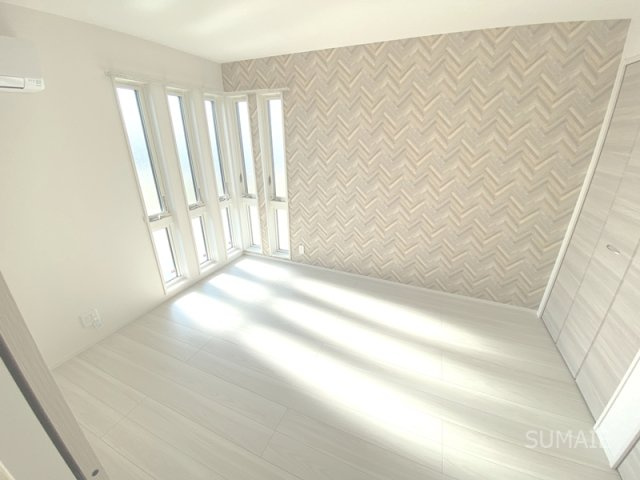 Bleu　Lapinの洋室|2面採光　6.1帖洋室☆彡