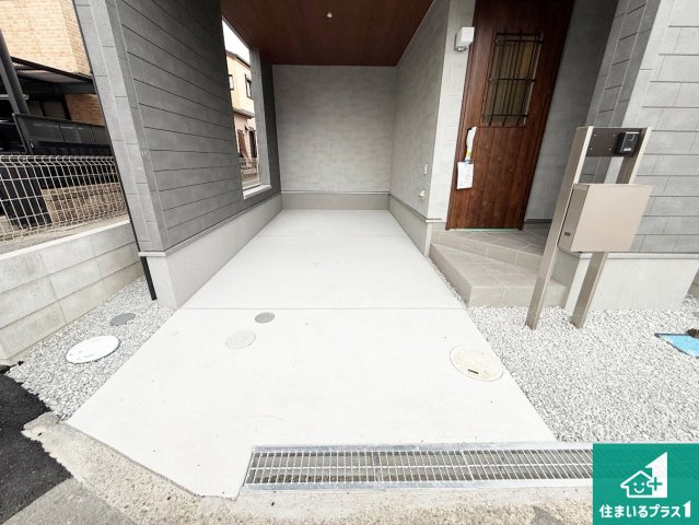 泉大津市池浦町　新築一戸建ての駐車場|駐車スペース！散水栓があるので、こまめに愛車を洗えます！