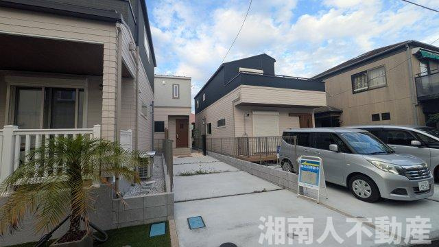 藤沢市辻堂東海岸２丁目９新築戸建ての駐車場|駐車場があるので、車を買う予定の方も安心です