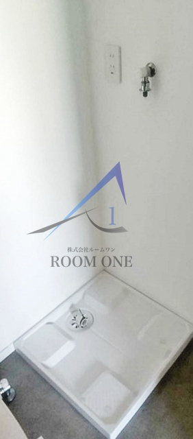 デザイアレジデンス三軒茶屋の設備|洗濯機置場です。