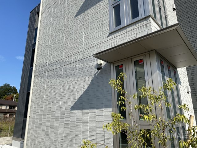 Bleu　Lapinのセキュリティ|ゴミ置き場前防犯カメラ有☆