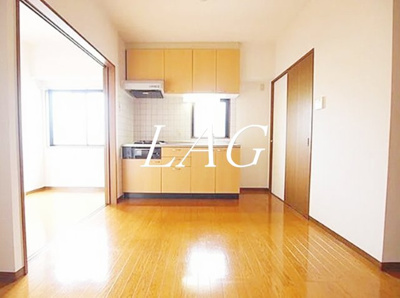 【居間・リビング】 | フォレスト弥生 | 洋室のお部屋です。