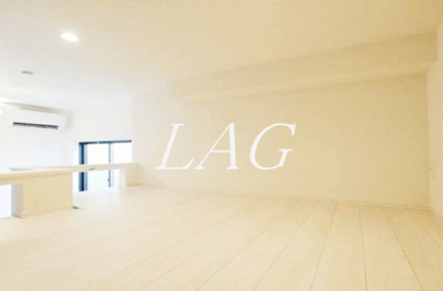 【内装】 | ハーモニーテラス梅田ＸⅢ | ロフトです。