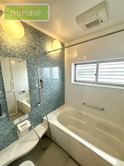 【浴室】 | 大型ルーフバルコニー付き　太陽光発電システム　旭町 | 販売現地